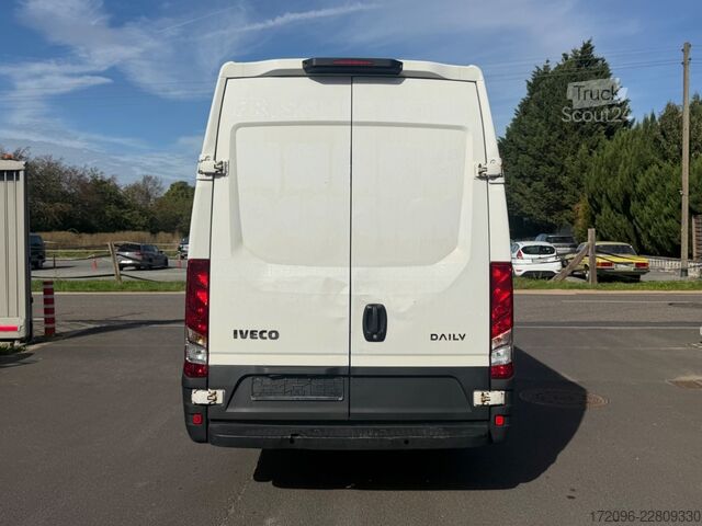 Koelwagen met geïsoleerde laadbak IVECO Daily 35s15 Carrier Xarios 300Mt, Luftfederung
