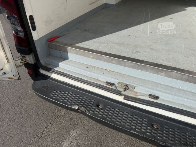 Koelwagen met geïsoleerde laadbak IVECO Daily 35s15 Carrier Xarios 300Mt, Luftfederung