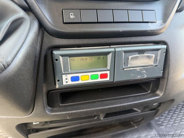 Koelwagen met geïsoleerde laadbak IVECO Daily 35s15 Carrier Xarios 300Mt, Luftfederung