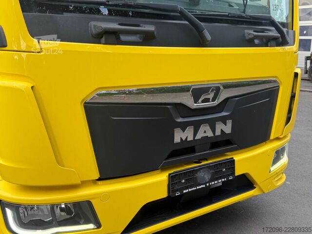 Schuifzeil bestelwagen MAN TGL 8.220 BL, Pritsche u. Plane, 2x Tank., Ahk