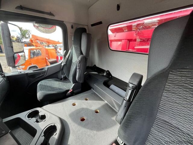 Basculantă MERCEDES-BENZ Arocs 4143 8x4 4-Achs Kipper Meiller Bordmatik
