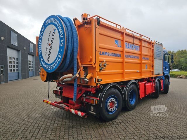 Vakuumtanktankvogn MAN TGA 35.390 8X2-6
