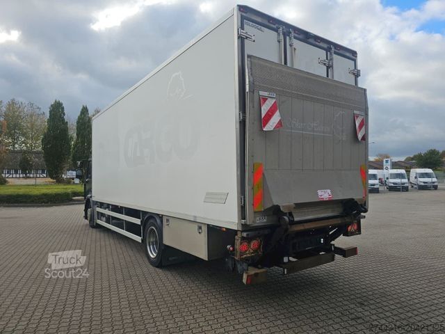 Kühlkoffer-LKW RENAULT Premium 300