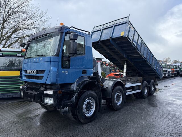Tipper truck Iveco Trakker 410 / AD340T41 8X4