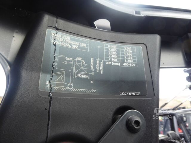 Reach truck Linde R12B-01