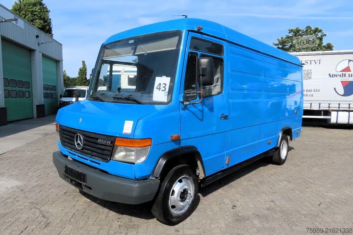 Bestelwagen Mercedes-Benz Vario 812D closed bus