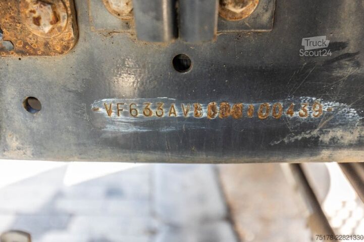 Kipper met kraan RENAULT KERAX 270 DCI - PK 9501