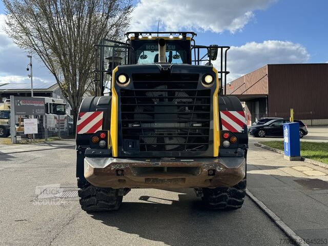 Cargador Komatsu WA 480-8 Bj.2018 10.700 Std. Waage Klima