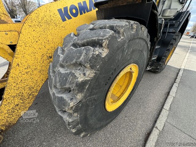 Cargador Komatsu WA 480-8 Bj.2018 10.700 Std. Waage Klima