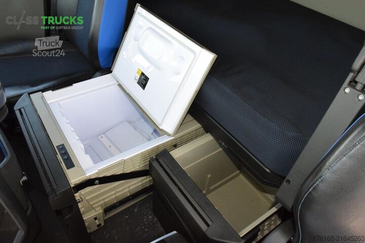 Standaard trekker VOLVO FH 460 Globetrotter XL i-Save