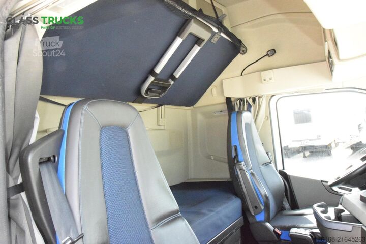 Standaard trekker VOLVO FH 460 Globetrotter XL i-Save