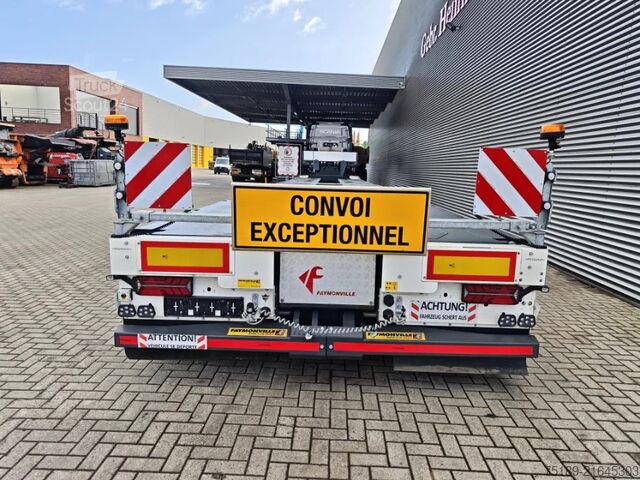 ¡Faymonville Combi-Z-10 M2+M2+M6 extensible a 14,5 metros! Faymonville Combi-Z-10 M2+M2+M6 14.5 Meter Extandable!