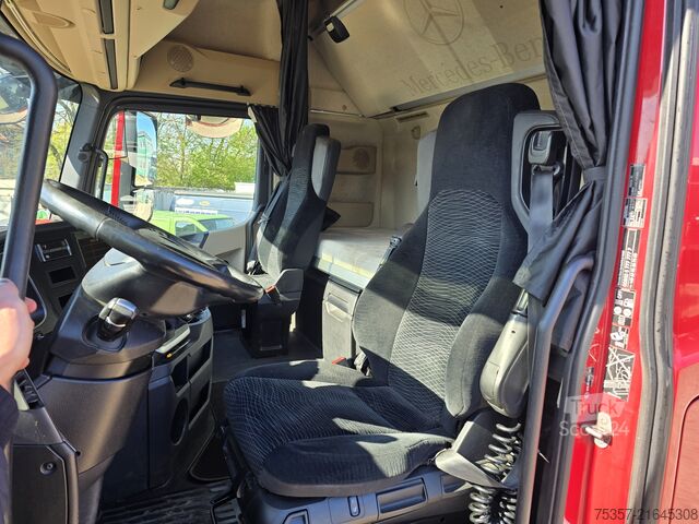 Standart çekici ünitesi Mercedes Benz 1851