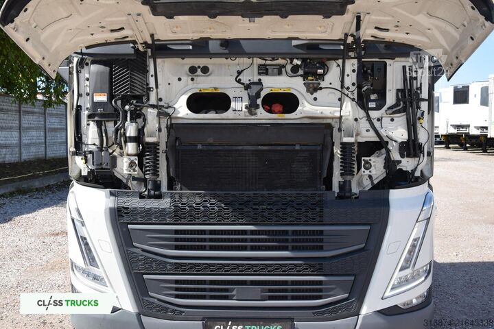 Standart çekici ünitesi VOLVO FH 500 Globetrotter XL Mega