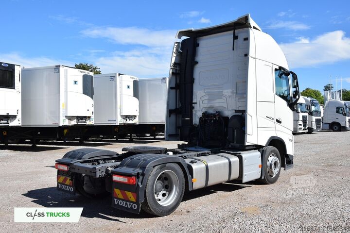 Standart çekici ünitesi VOLVO FH 500 Globetrotter XL Mega