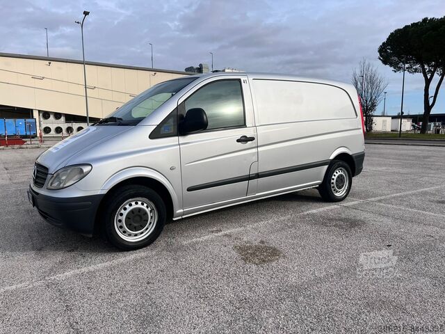 Kapalı kasa kamyonet Mercedes-Benz MERCEDES-BENZ Vito 2.2 111 CDI