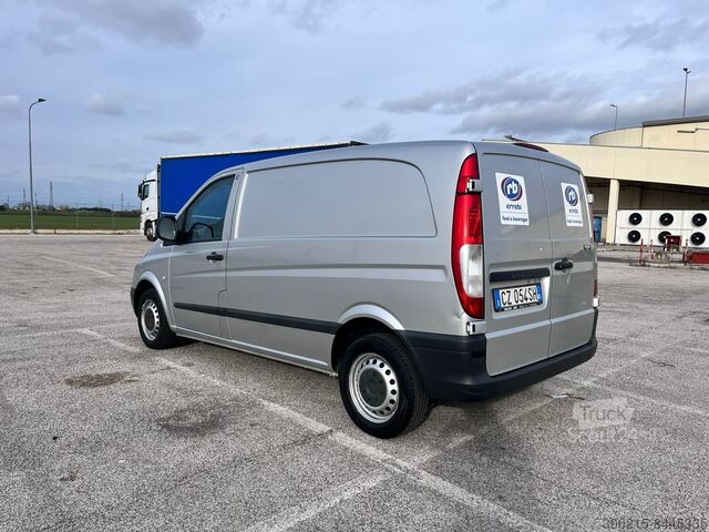 Kapalı kasa kamyonet Mercedes-Benz MERCEDES-BENZ Vito 2.2 111 CDI