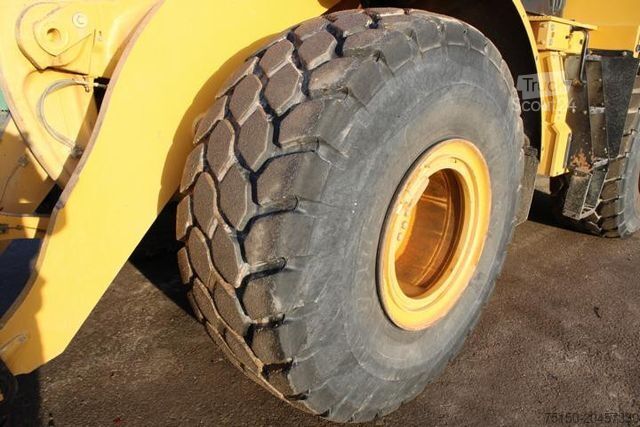 Pala gommata CATERPILLAR 966M - Waage - Nr.: 616