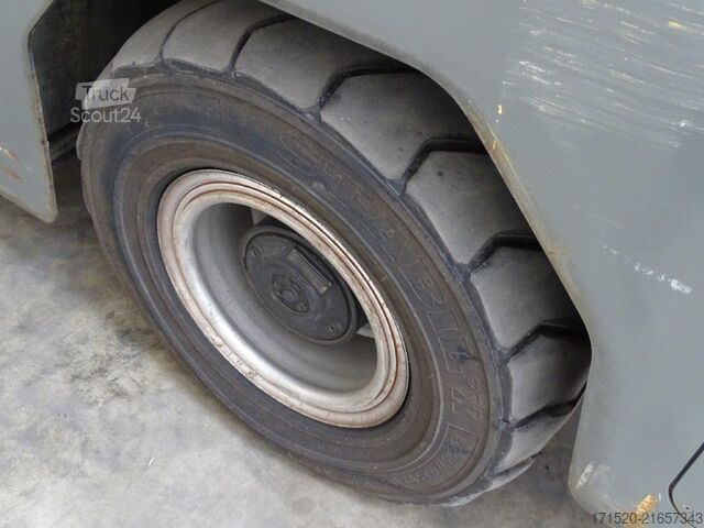 Seitenstapler Baumann EGX70.60/14/63TR - TRIPLEX