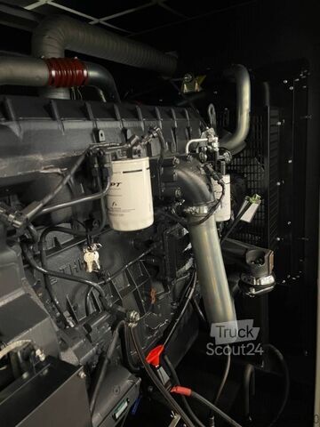 Aggregaat Iveco C9TE9 - 415 kVA Generator - DPX-19796
