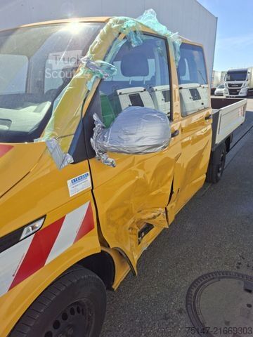 Pick-up furgon VW T6 Transporter Doka5-Sitzer 4-Türer Klima UNFALL