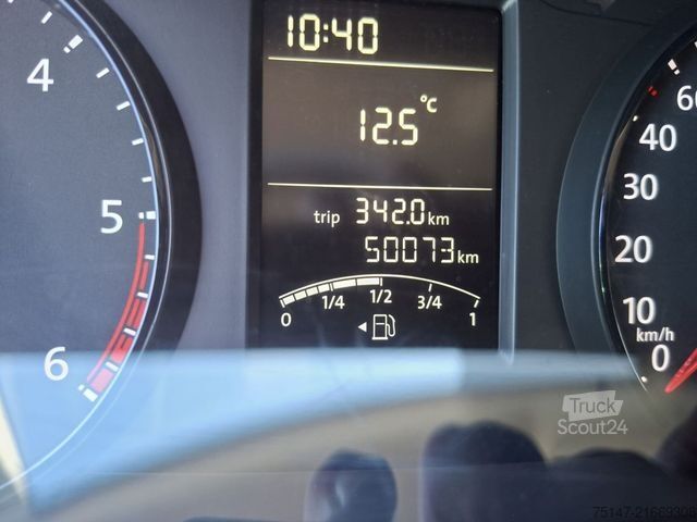 Pick-up furgon VW T6 Transporter Doka 5-Sitzer 4-Türer Klima AHK