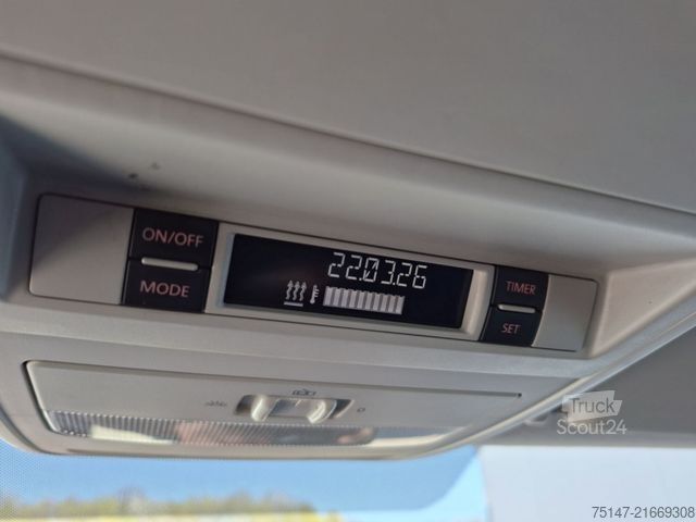 Pick-up furgon VW T6 Transporter Doka 5-Sitzer 4-Türer Klima AHK