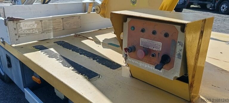 Dubă cu caroserie tip cutie Nissan Cabstar Multitel 160 ALU DS - 16m