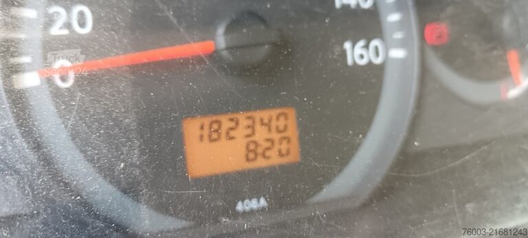 Dubă cu caroserie tip cutie Nissan Cabstar Multitel 160 ALU DS - 16m