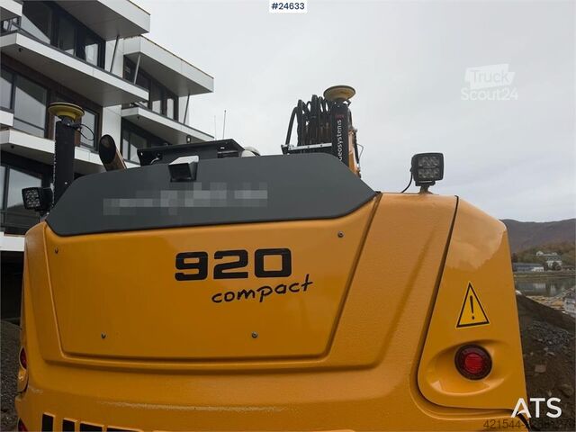 Vikšrinis ekskavatorius Liebherr R920 LC reduced-tail-swing excavator with GPS, 2 b