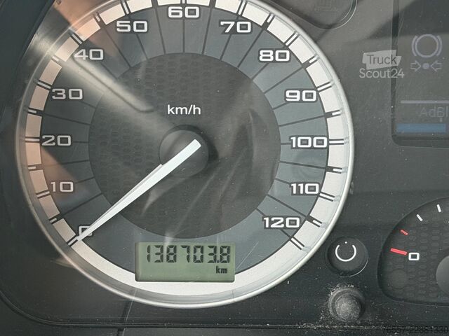 Kufor Iveco S-WAY