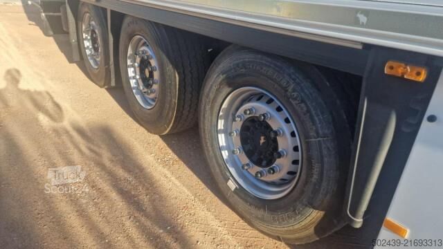 Frigorifik yarı römork Schmitz Cargobull SCB  VENTE / LOA (Location avec Option d?Achat)