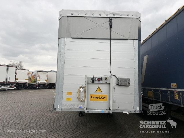 Auflieger mit Pritsche & Plane Schmitz Cargobull Curtainsider Mega Getränke