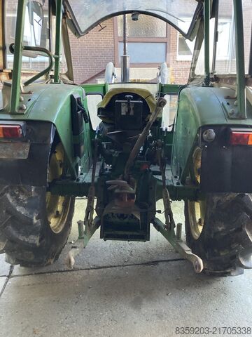 Tracteur John Deere 2030A