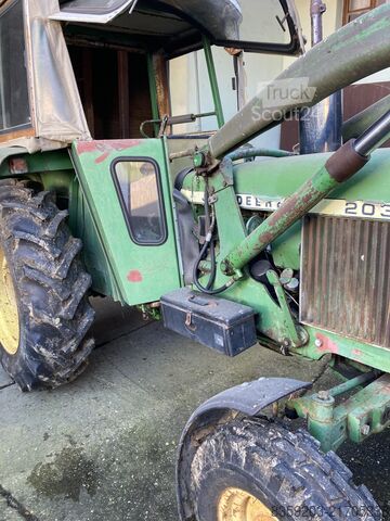 Tracteur John Deere 2030A