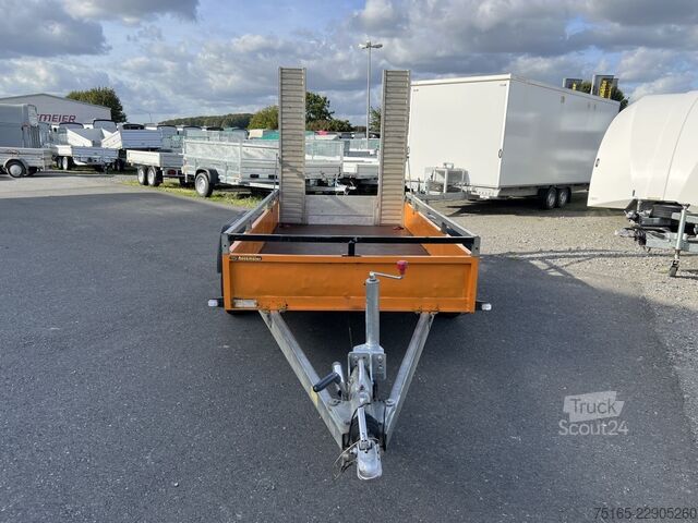 Přepravníky strojů a bagrové přívěsy HEINEMANN Baggeranhänger Maschinentransporter
