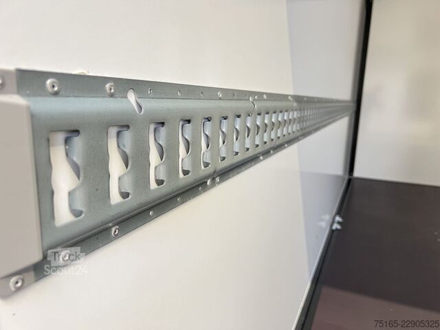 κλειστό ρυμουλκούμενο Blyss FS27400HTL Kofferanhänger