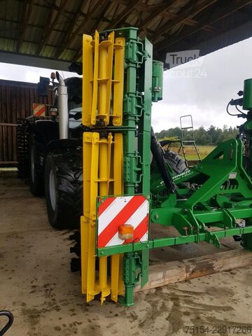 Rüttelwalze Kerner Messerwalze X-Cut Solo 450