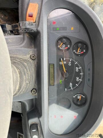 Radlader Komatsu WA 320-5