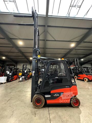 2019-es szerviz + UVV 2027/09-ig Linde E 25