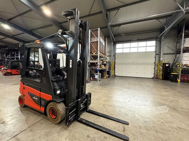 2019-es szerviz + UVV 2027/09-ig Linde E 25