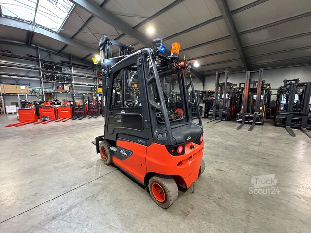 2019-es szerviz + UVV 2027/09-ig Linde E 25