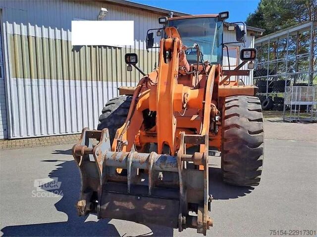 Kuormaaja Doosan DL 300