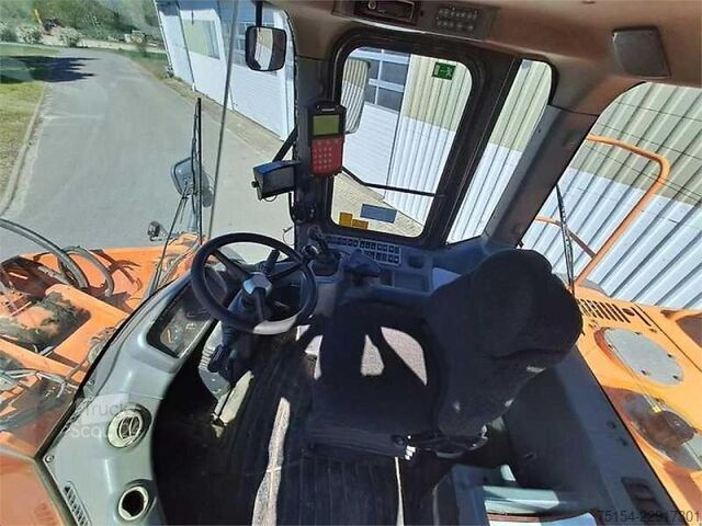 Kuormaaja Doosan DL 300