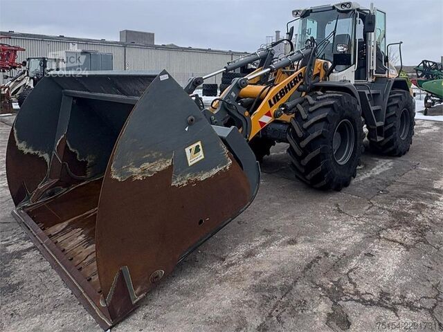 Kuormaaja Liebherr L526