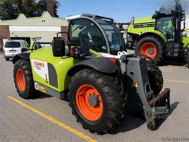 Radbagger CLAAS Scorpion 7030