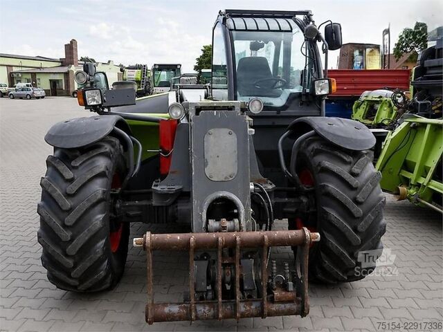 Radbagger CLAAS Scorpion 7030