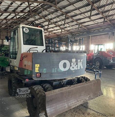 Excavator pe roți O&K MH City