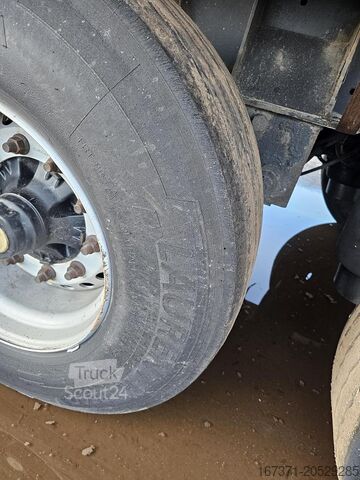 2020 Mehrere K MAX TRAILERBAND 385/65 R 22.5 \ 6 Stück, Profiltiefe bis 12 mm Several K MAX\ TRAILERBAND \ 385/65 R 22.5 \6 TOT 12 MM