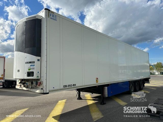 Koeloplegger Schmitz Cargobull Semitrailer Reefer Standard